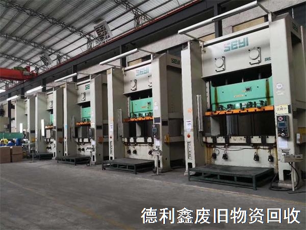 天津機床設(shè)備回收，天津觸控車床回收